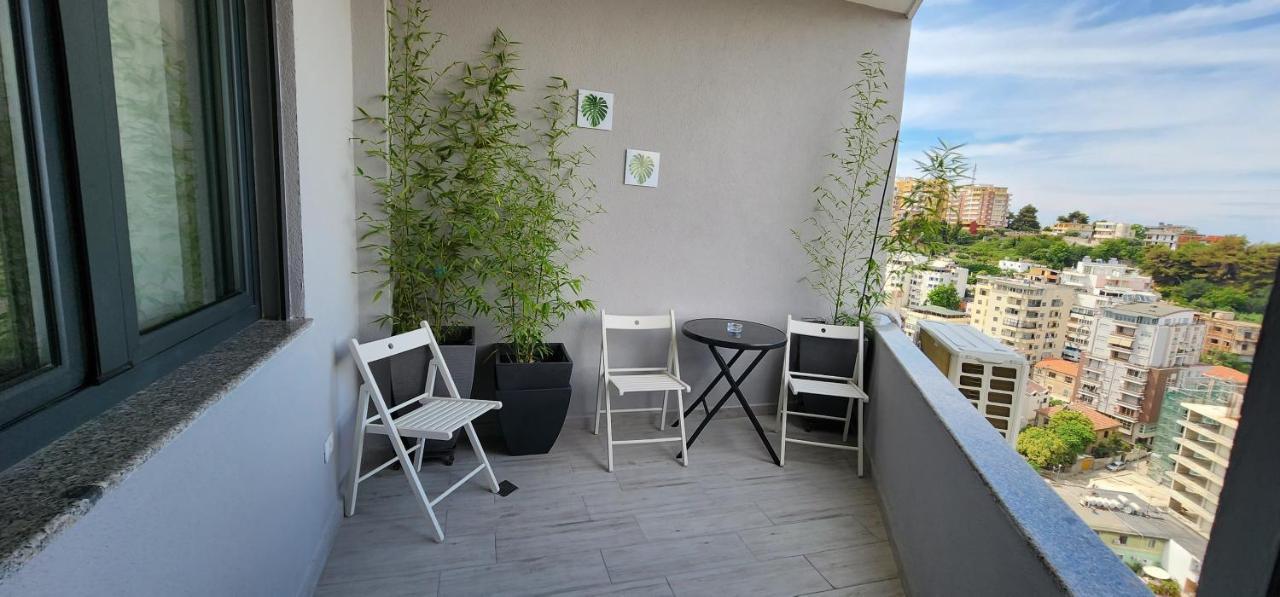 Durres City Apartment, City Center & Close To The Beach Exterior photo