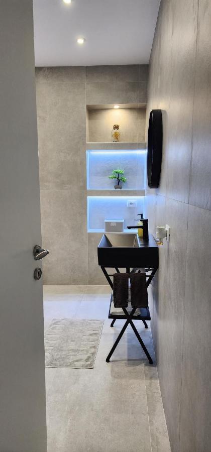 Durres City Apartment, City Center & Close To The Beach Exterior photo